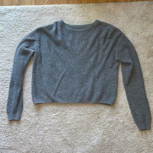 Urban Outfitters - grey cropped sweater